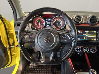 Halvkombi Suzuki Swift 7 av 15