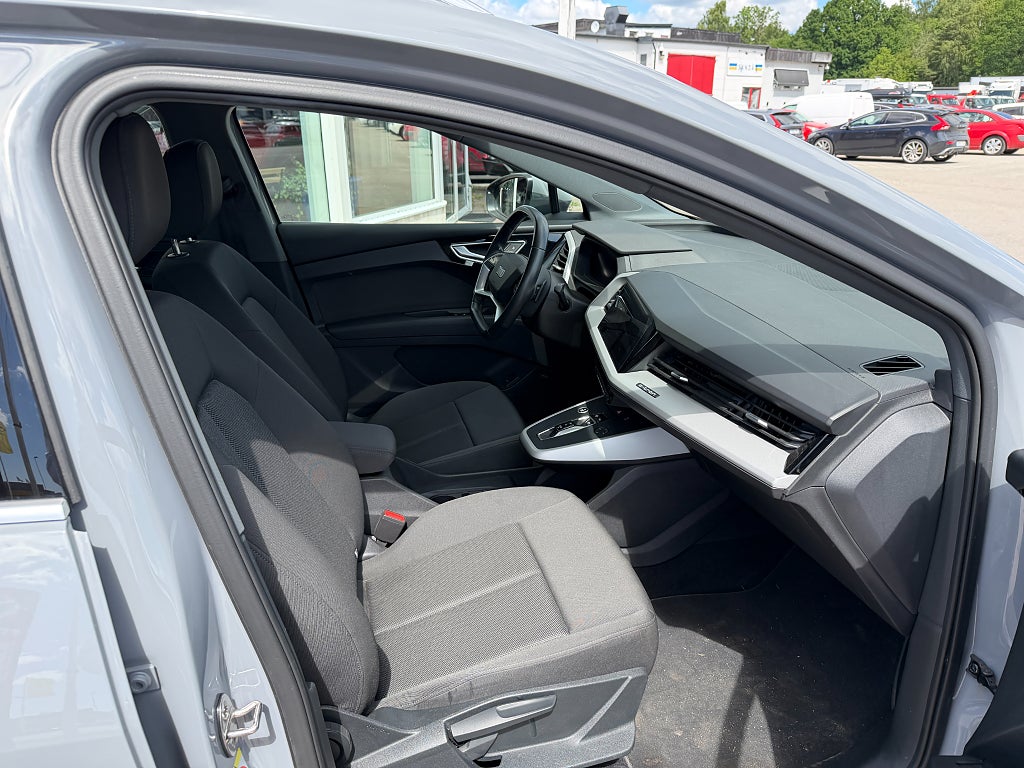 Audi Q4 35 e-tron Proline 170 hk