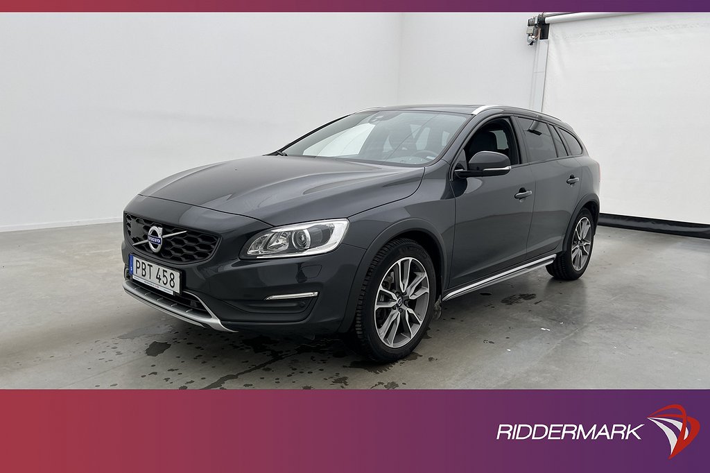 Volvo V60 Cross Country D4 AWD 220hk Summum D-Värm Pano Drag