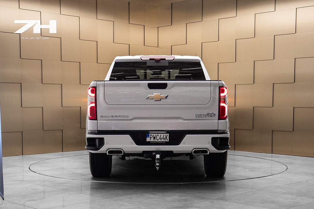 Chevrolet Silverado 1500 Crew Cab 3.0 Duramax D / 360° / Taklucka / BOSE®