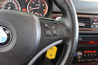 Kombi BMW 330 17 av 20