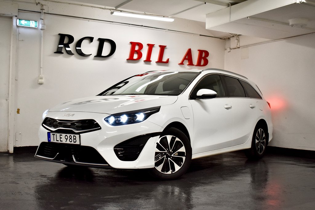 Kia CEED SPORTSWAGON PLUG-IN HYBRID DCT ADVANCE KAMERA PDC