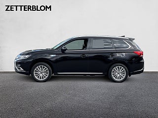 SUV Mitsubishi Outlander 2 av 15