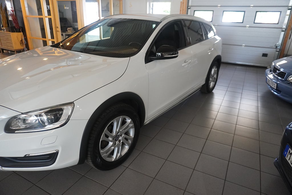 Volvo V60 Cross Country D4 AWD Geartronic Classic Plus Euro 6