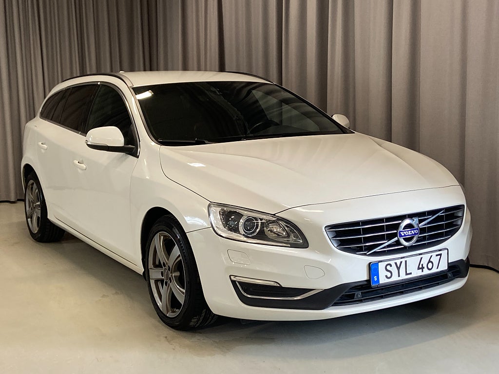 Volvo V60 D4 190hk AWD Momentum Drag Pvärm Skinn
