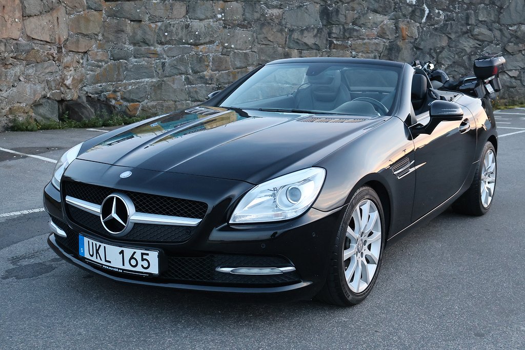 Mercedes-Benz SLK 200 BlueEFFICIENCY 7G-Tronic Plus Glastak