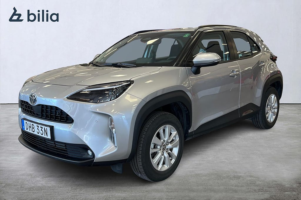 Toyota Yaris Cross Hybrid 115 1,5 ACTIVE SÄKERHETSPAKET inkl vinterh...
