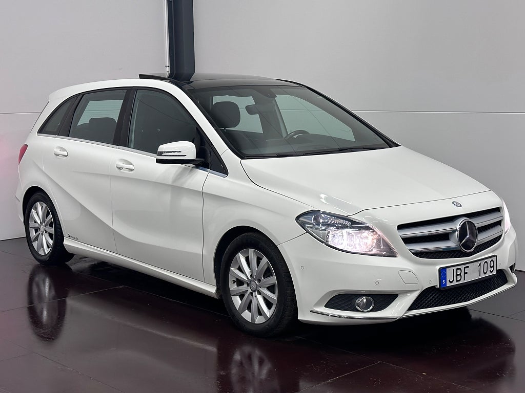 Mercedes-Benz B 180 CDI 109HK 7G SPORT PANORAMA DRAG GPS SENSORER 