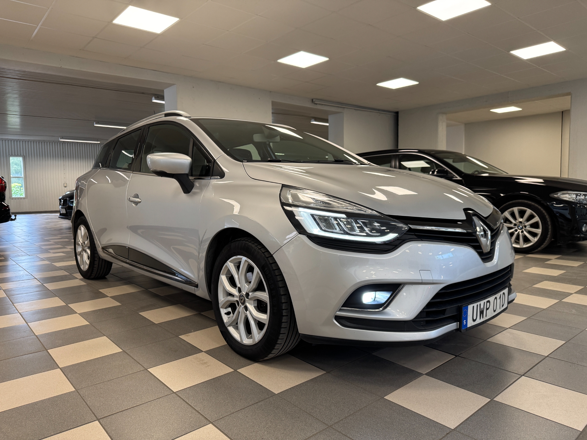 Renault Clio Sport Tourer 0.9 TCe Intens 2019, bild 3/46