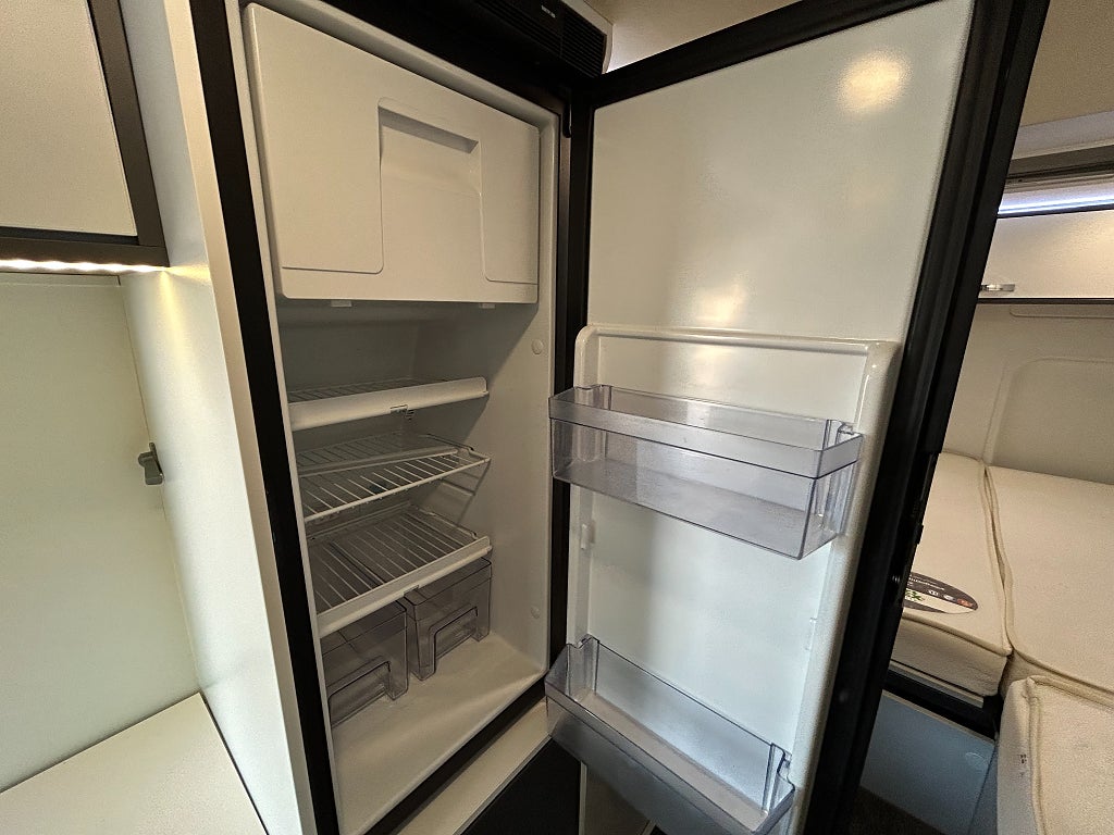 Pilote V630J / Keyless / MaxxFan / Utedusch / Automat  - Pilote