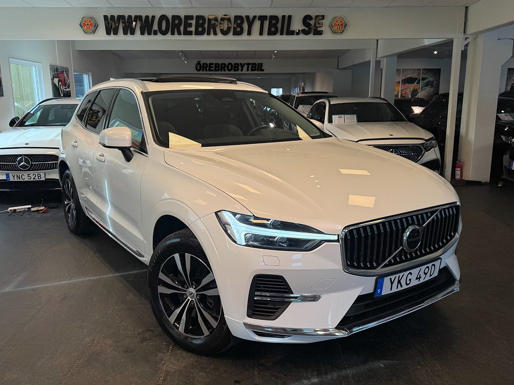 Volvo XC60 Recharge T6 AWD Pano Drag Gps Core Bright 18,8kWh