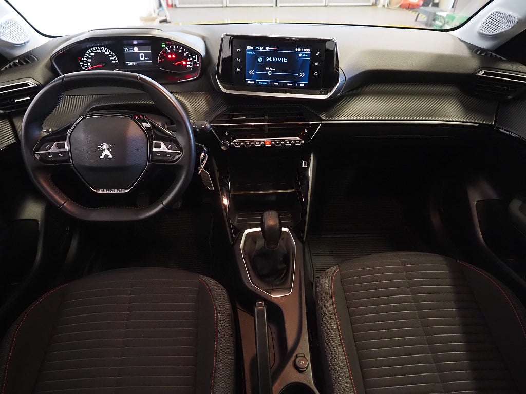 Peugeot 208 1.2 PureTech 75hk Active | Låga mil | M o K