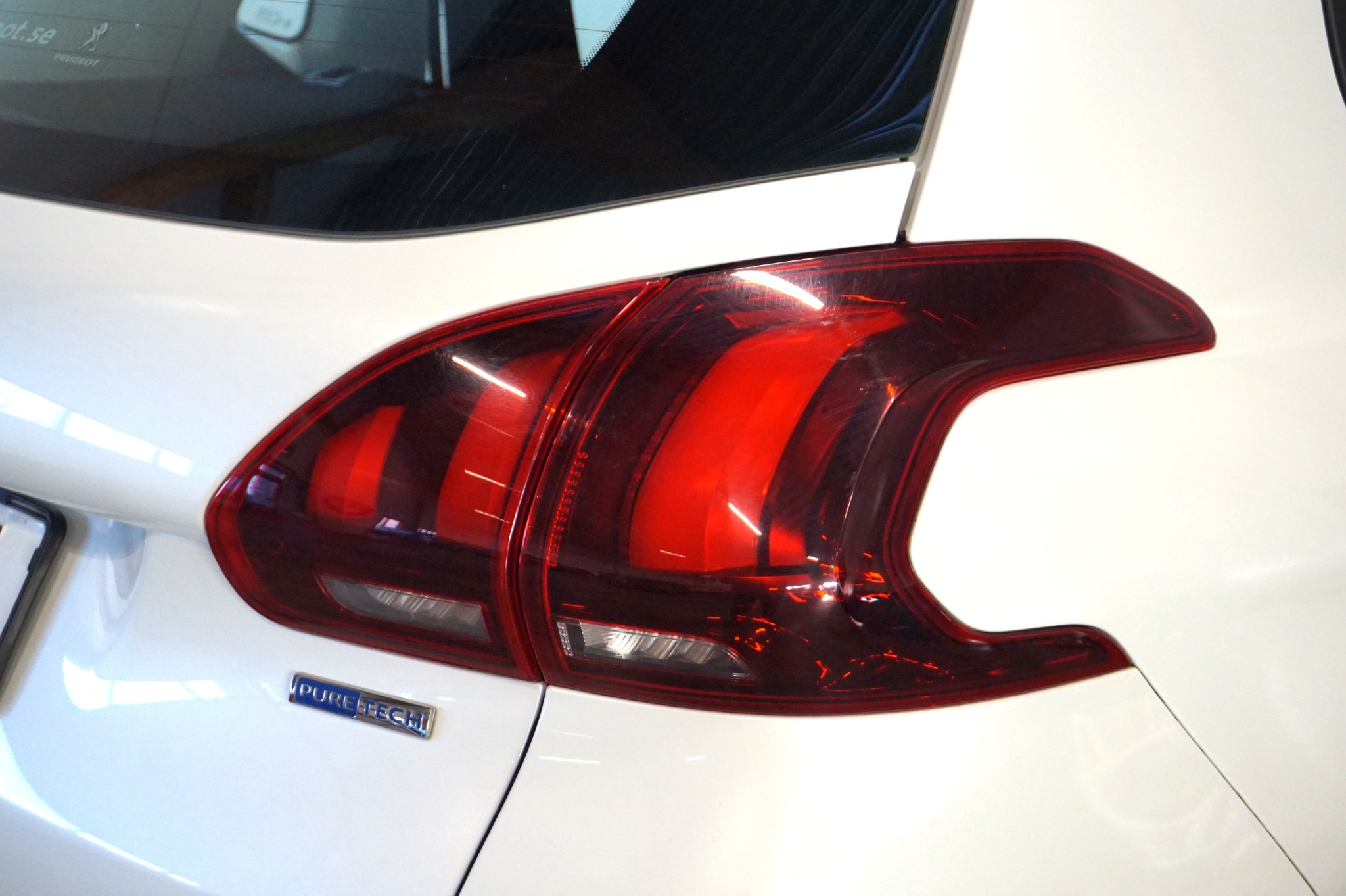 Peugeot 2008 1.2 VTi Euro 6 2016, bild 5/46