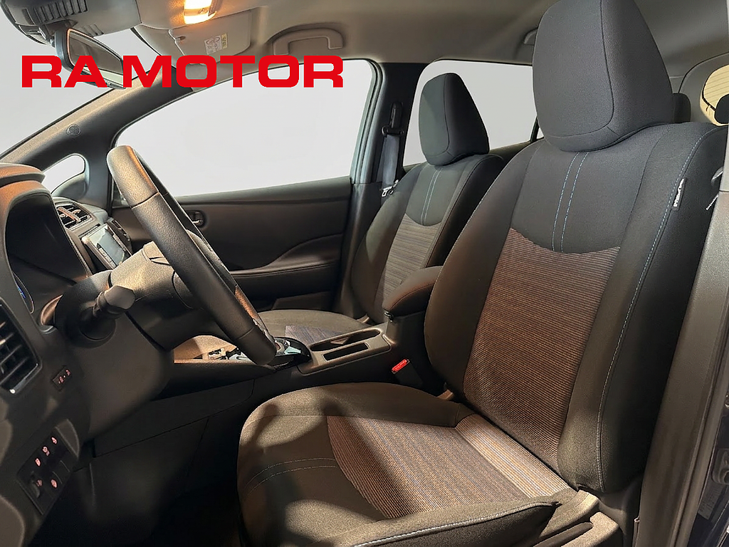 Nissan Leaf N-Connecta | 40kWh | Värmepump | 360° kamera | 2023