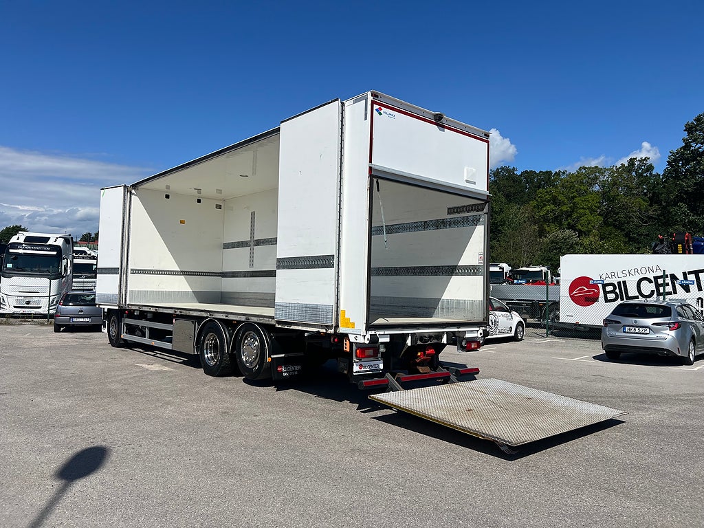Volvo FM 410 6x2 Skåpbil, Öppningsbarsida, Bussbygg, Värmare