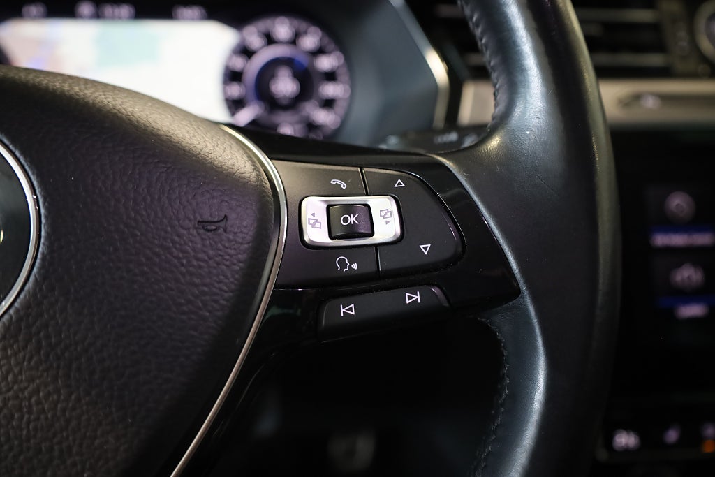 Volkswagen Passat Alltrack 2.0 TDI 240HK 4M Alltrack Cockpit Drag Navi Kamera