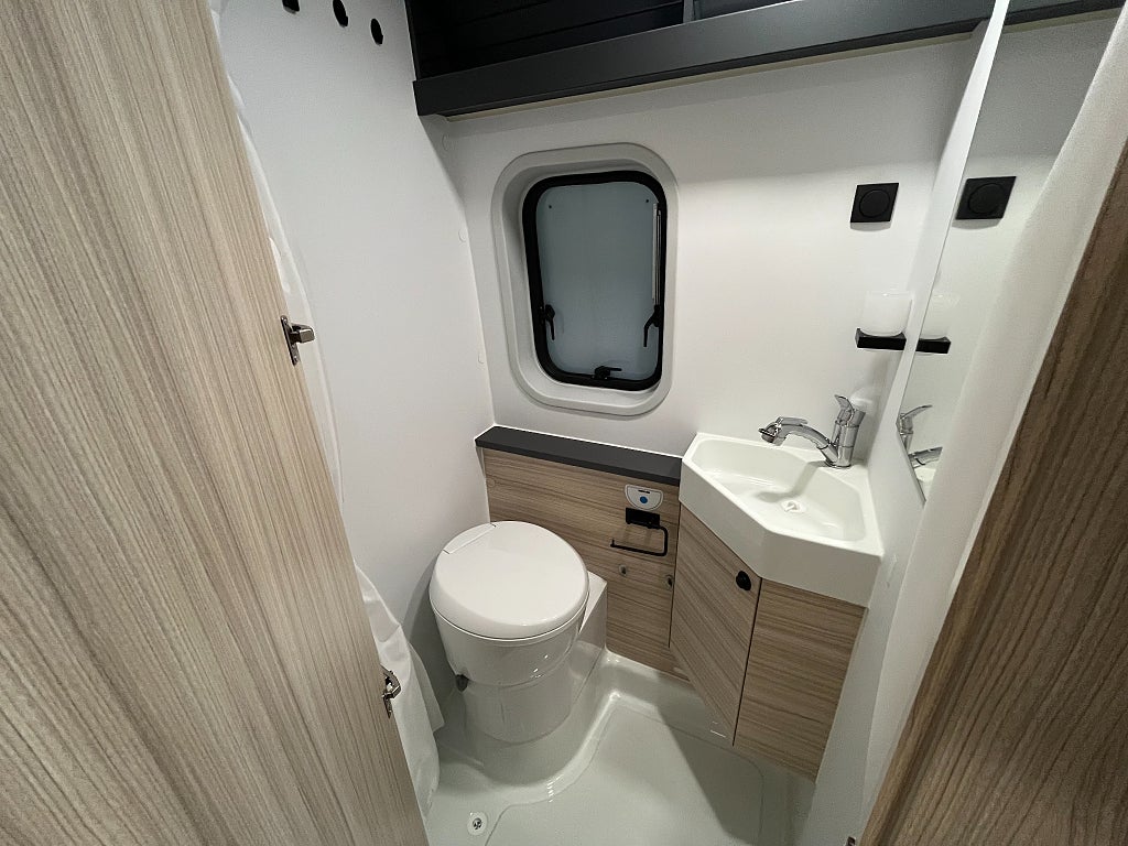 Sun Living V 65 SL / Lithium / Solcell / Automat / Truma D6E - Sun Living