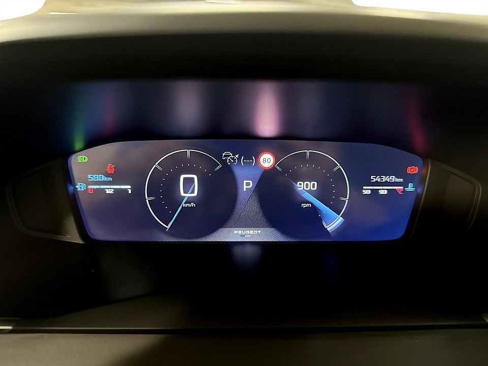 Bild på Peugeot 2008 Allure 1.2 PT 130hk Aut B-KAMERA CARPLAY