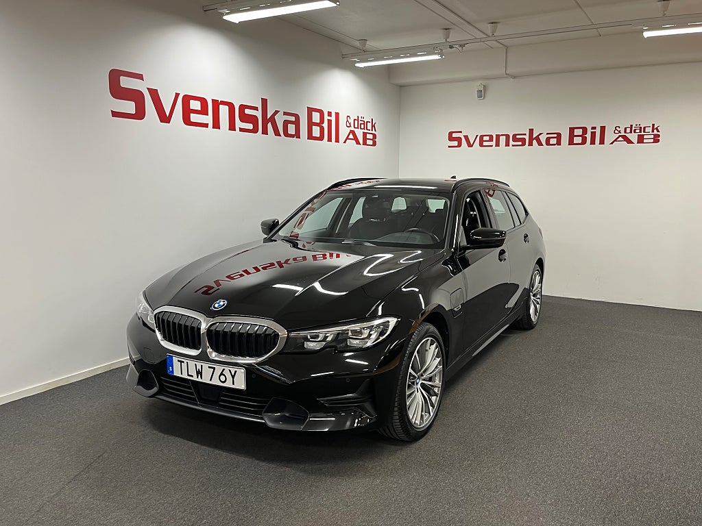 BMW 330e LADDHYBRID xDrive Touring AUTSport line (2.99% Ränta)