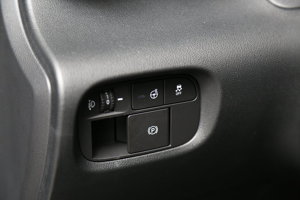 Hyundai Inster 49kWh Essential 370 km | Vinterhjul & service ingår*