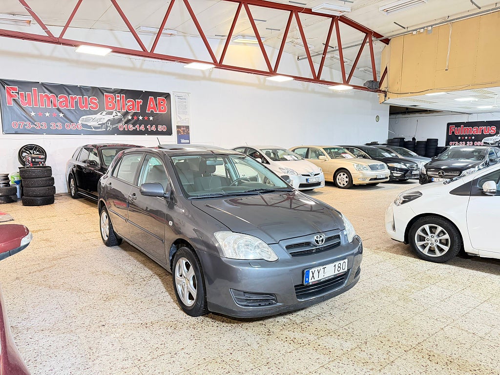 Toyota Corolla 1.6 VVT-i Automat Ny Servad&Ny Besiktigad Låga Mil 110HK