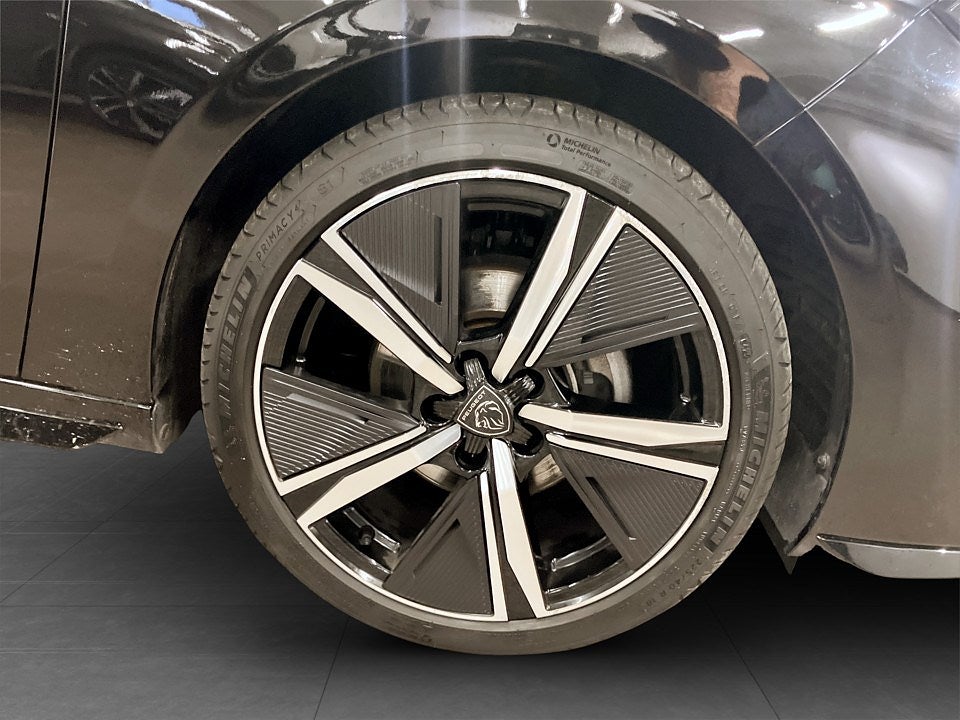 Bild på Peugeot 308 5D GT 1.2 PT 130hk Aut - 360-KAMERA, CARPLAY