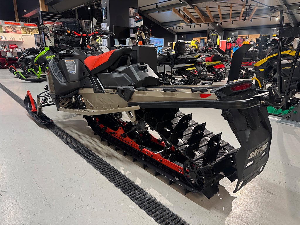 Ski-Doo Backcountry XRS VIP 154 850 E-tec 2022 - miniatyr 4