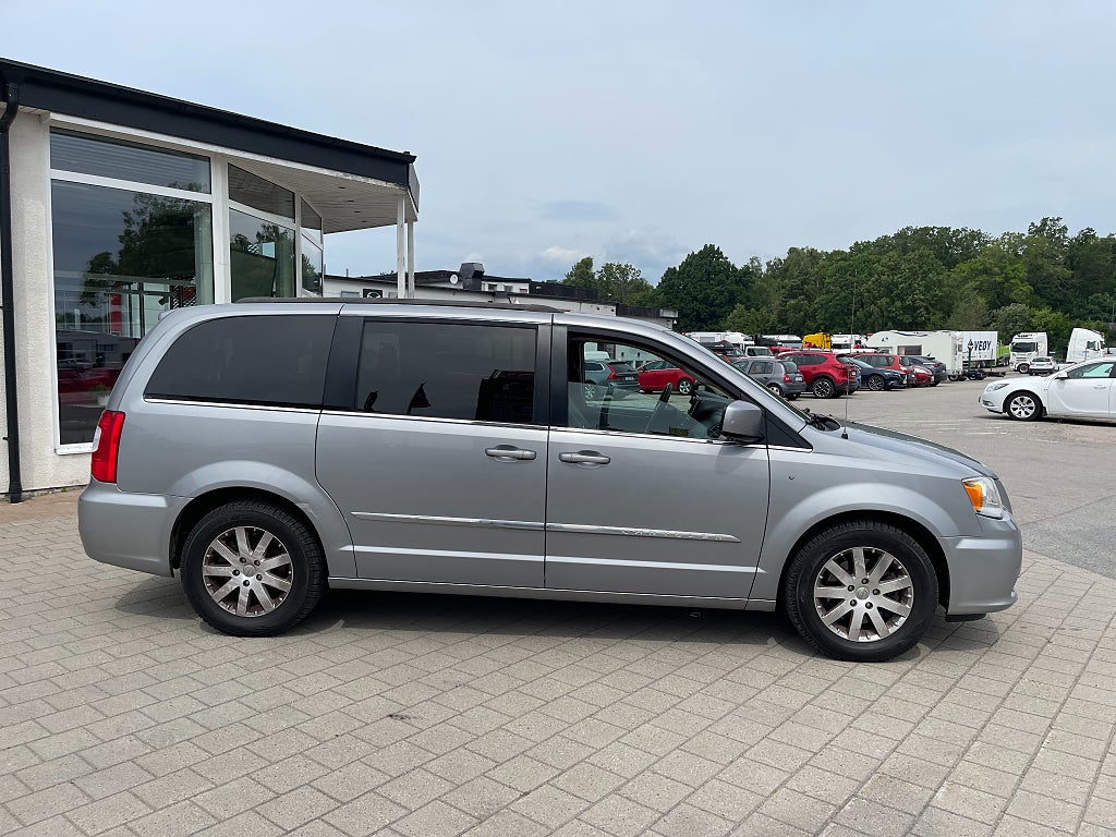 Chrysler Town & Country 3.6 V6 Flex Fuel STOW 'n Go