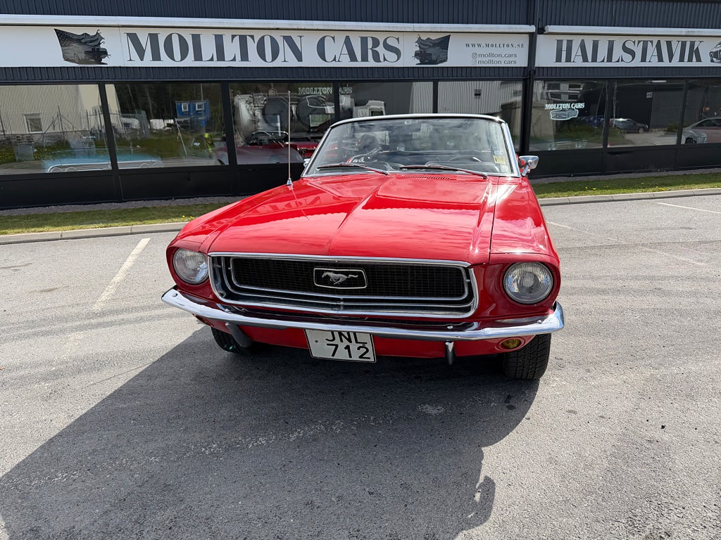 Ford Mustang Cabriolet V8 0kr insats 3230kr/mån