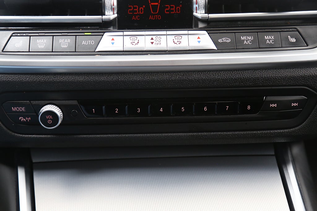 BMW 320d xDrive 190hk M Sport Sedan MHEV Cockpit P-Värmare Drag 2021