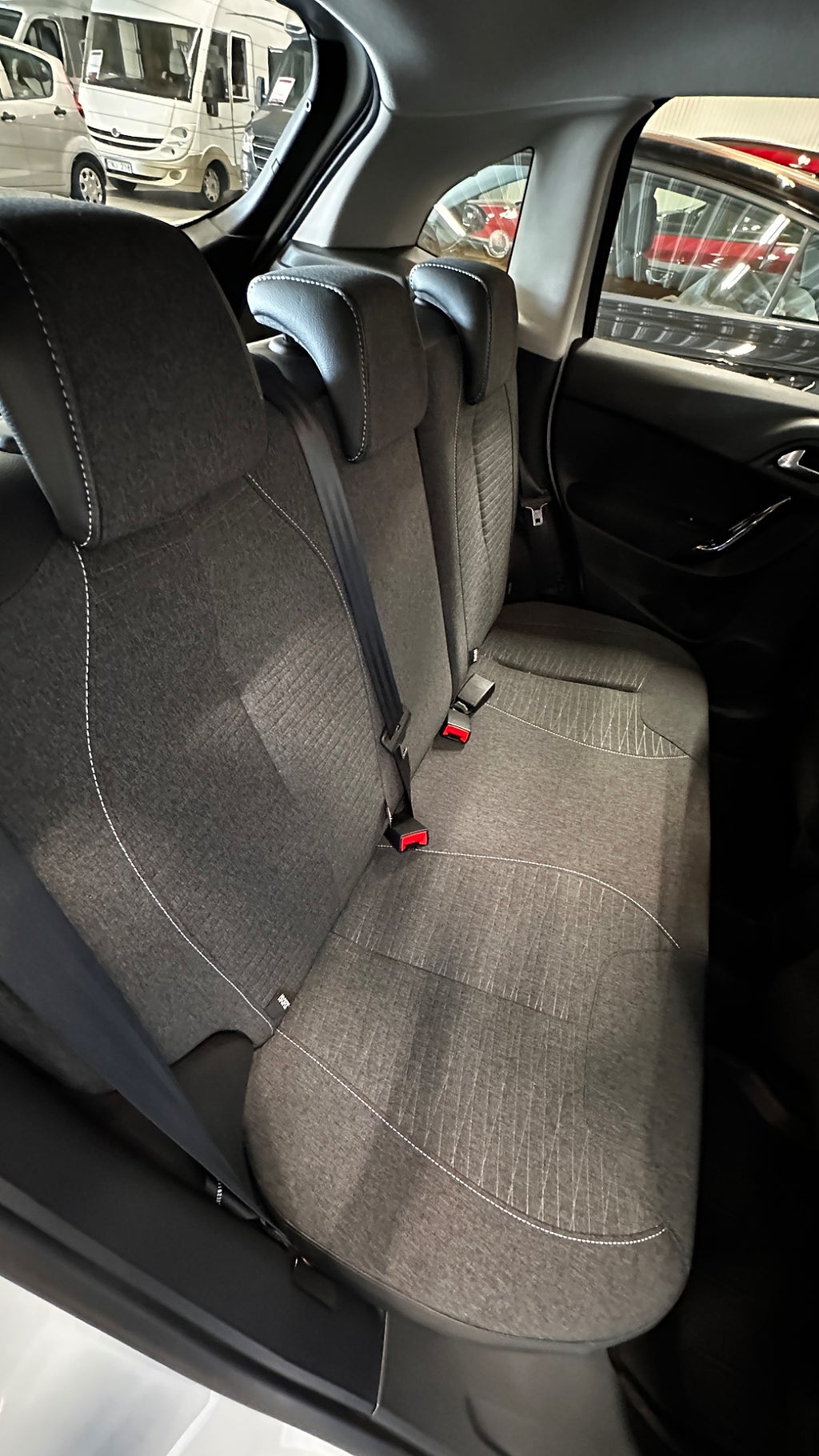 Citroën C3 1.2 PureTech VTi Happy edition thumbnail