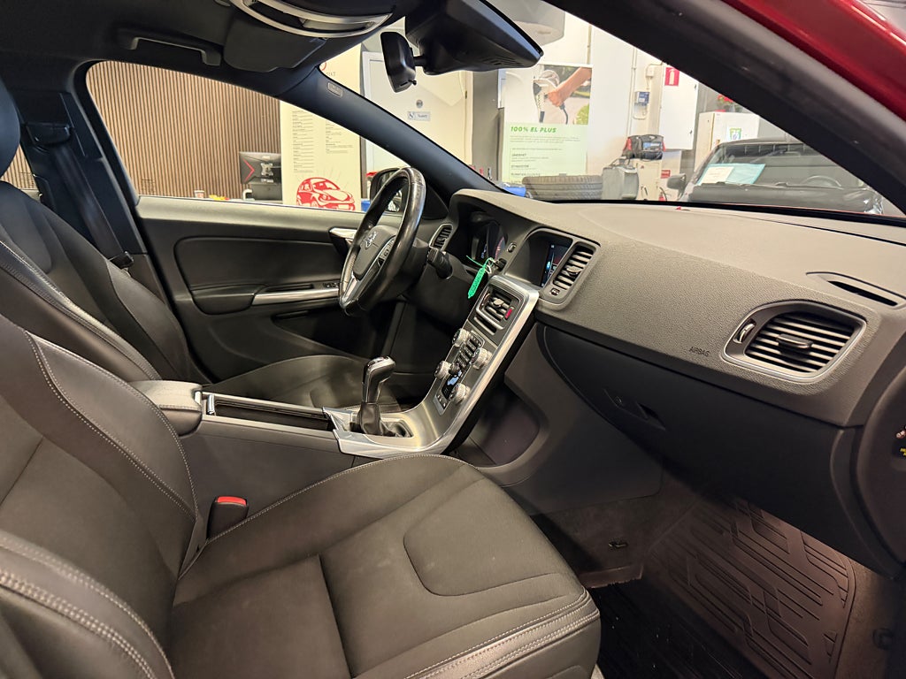 Volvo S60 2016 - miniatyr 18