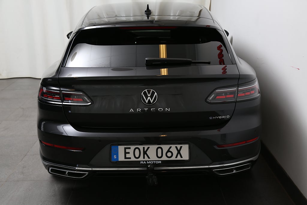 Volkswagen Arteon eHybrid Shooting Brake 218hk R-Line Värmare Drag 2022