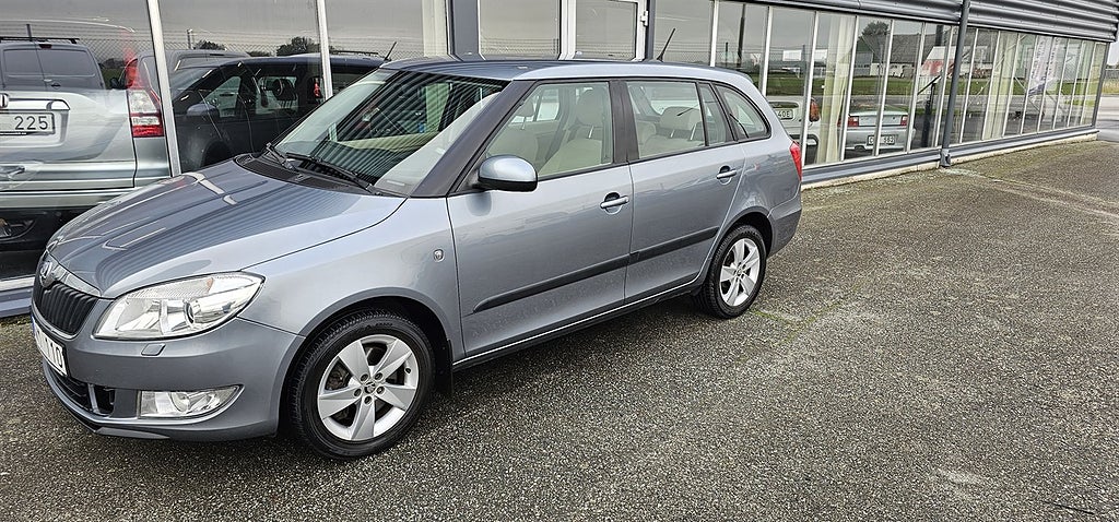 Skoda Fabia Kombi 1.2 TSI DSG automat, 105hk Elegance