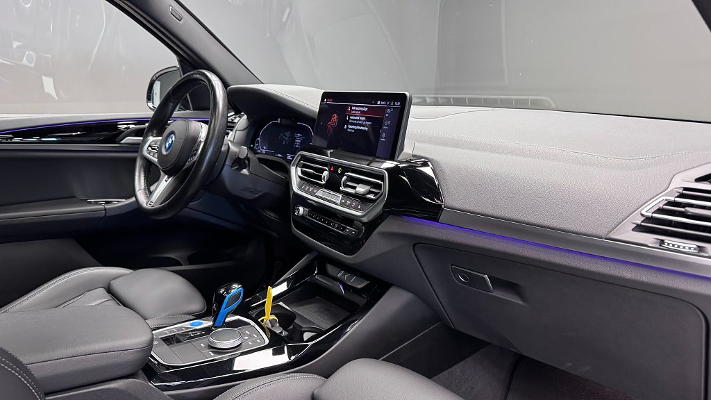 BMW iX3 2022 - miniatyr 8