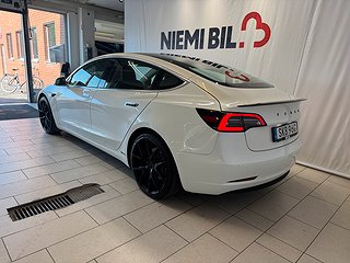 Tesla Model 3 Long Range AWD 440hk/360°Kamera/Pano/Navi/S&V
