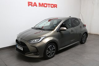 Halvkombi Toyota Yaris 1 av 22