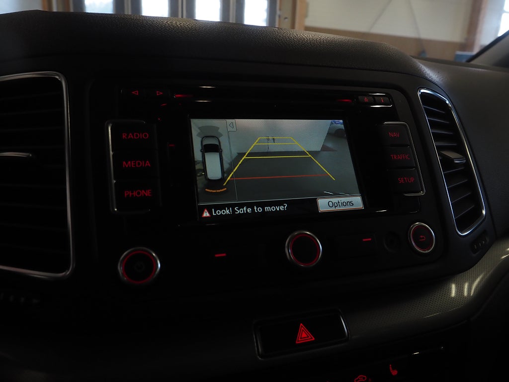 Volkswagen Sharan 7-sits 2.0 TDI 140hk Pano Drag Navi Kamera 2014