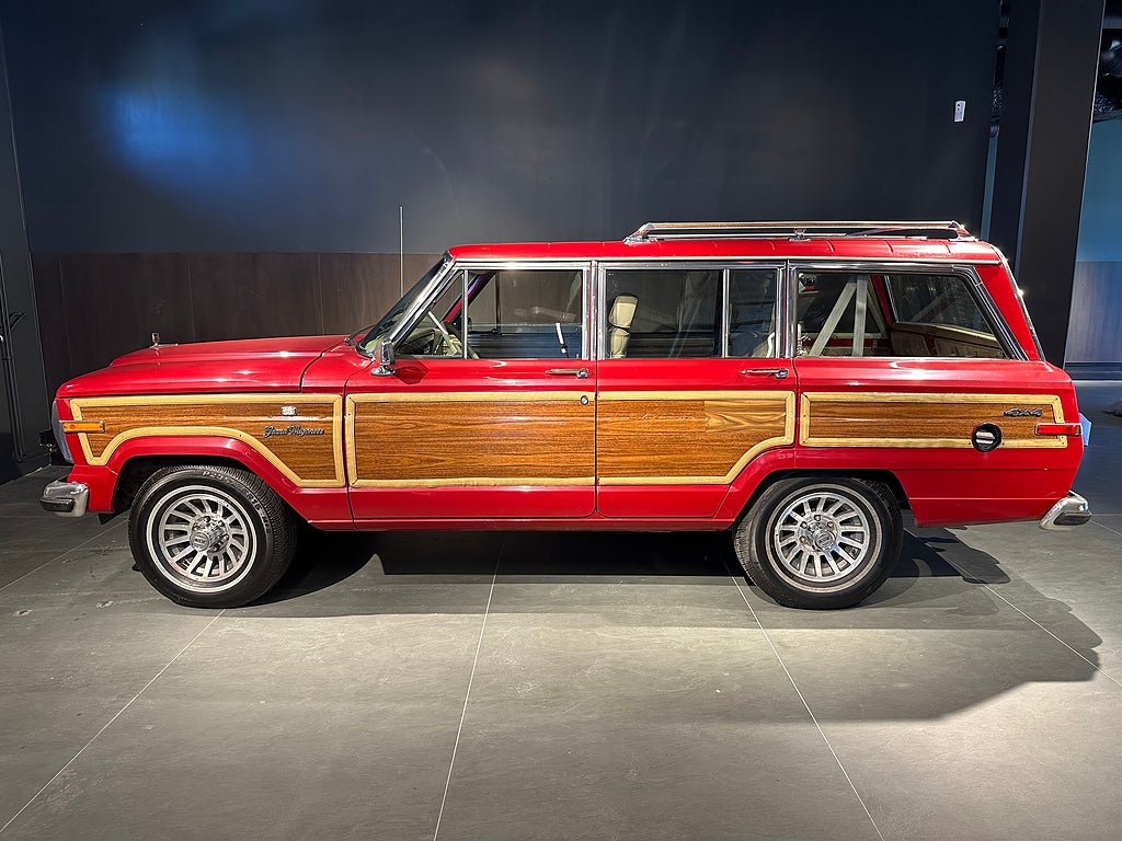 Jeep Wagoneer 5-dörrar 5.9 4WD, Nybesiktigad