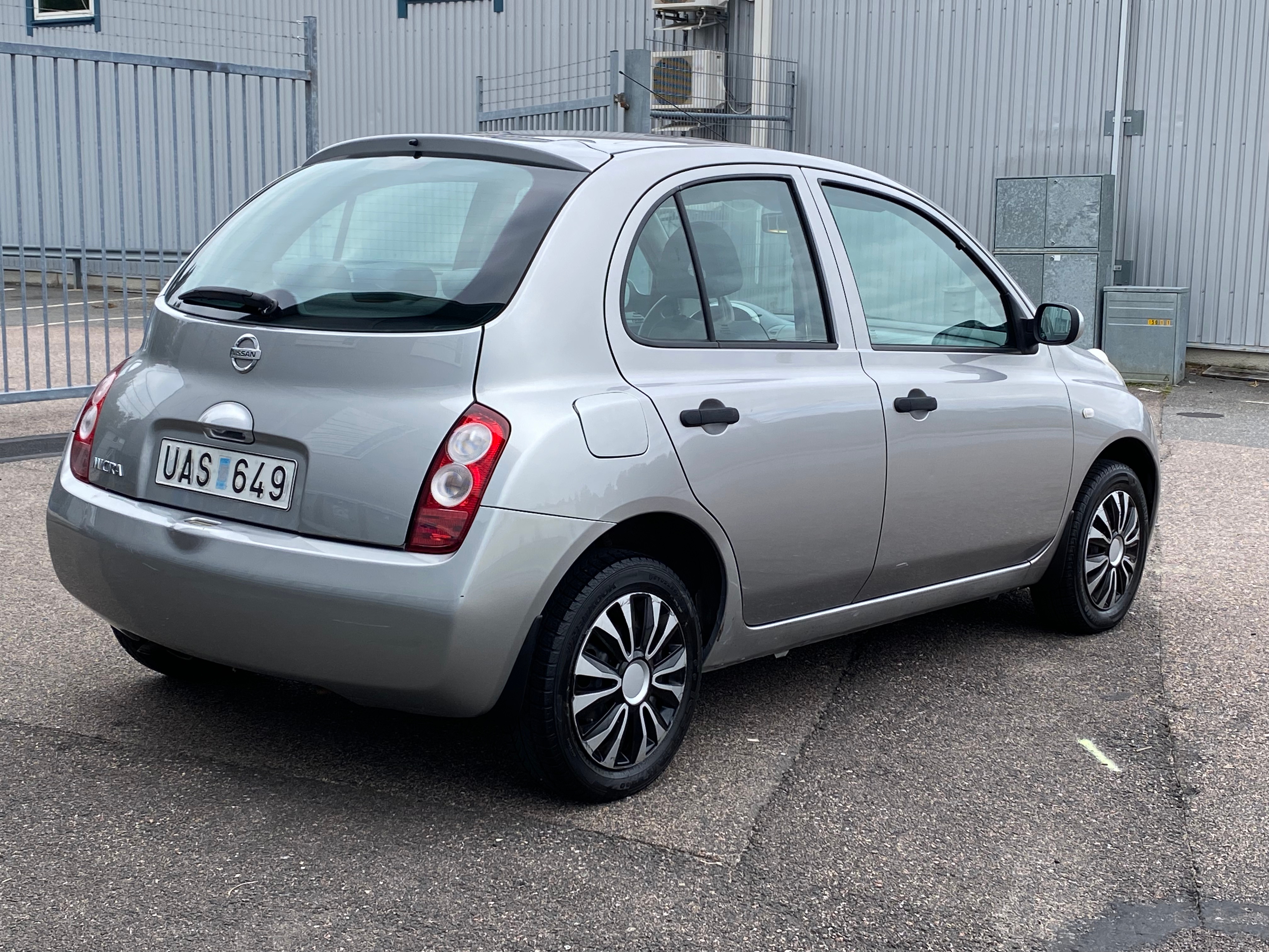 Nissan Micra 5-dörrar 1.2 65hk 2003, kuva 4/39
