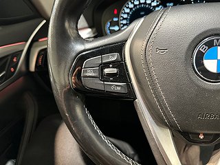 BMW 520 d xDrive Sedan Sport Display Key GPS Dvärm Kamera