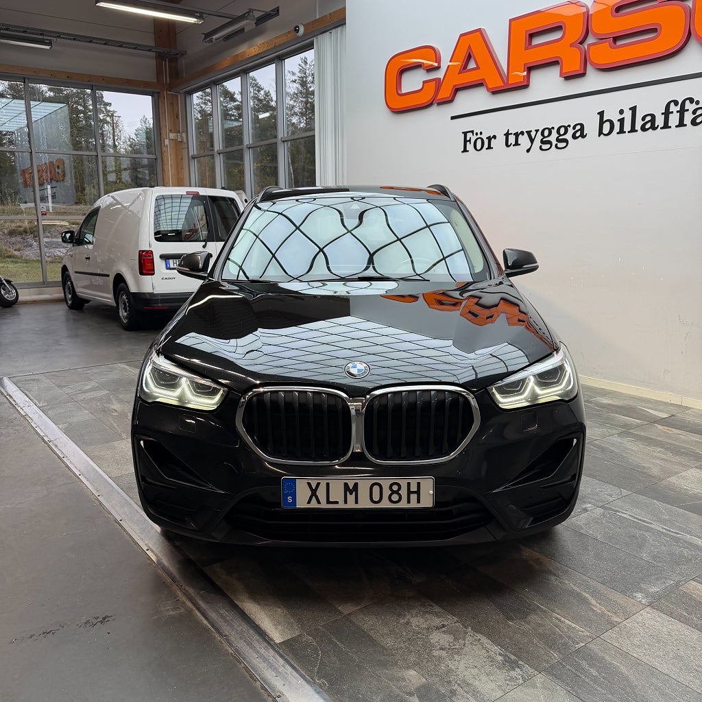 BMW X1 xDrive20d Sport line HUD Carplay Backkamera MOMS