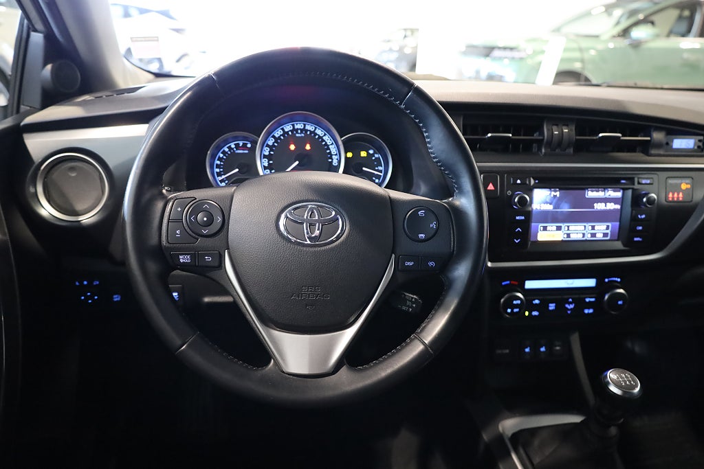 Toyota Auris 1.6 Valvematic Style Kamera Blåtand 2013