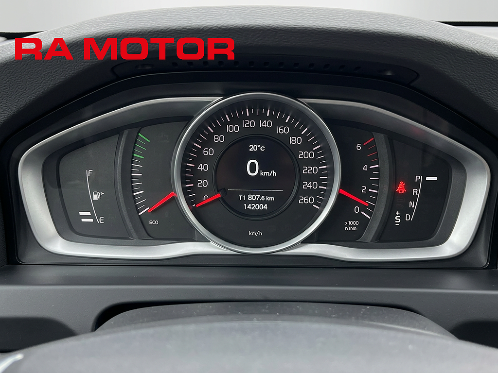 Volvo XC60 D4 AWD 190hk Geartronic Classic | Drag | PDC | 2017