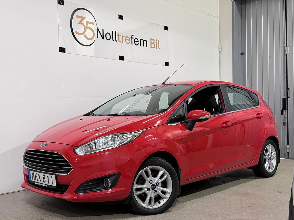 Ford Fiesta 5-dörrar 1.0 EcoBoost Titanium NyServ,,Nykamrem 1Ägare