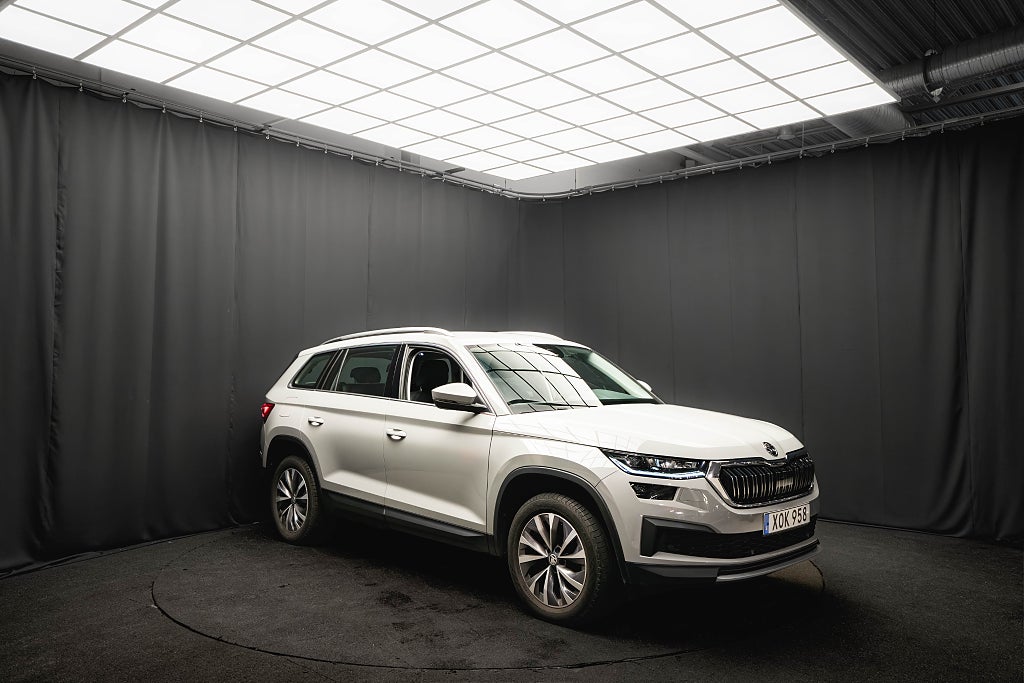 Skoda Kodiaq TDI 4x4 STYLE 7-sits D-VÄRMARE DRAG KAMERA 1-ÄGARE MOMS