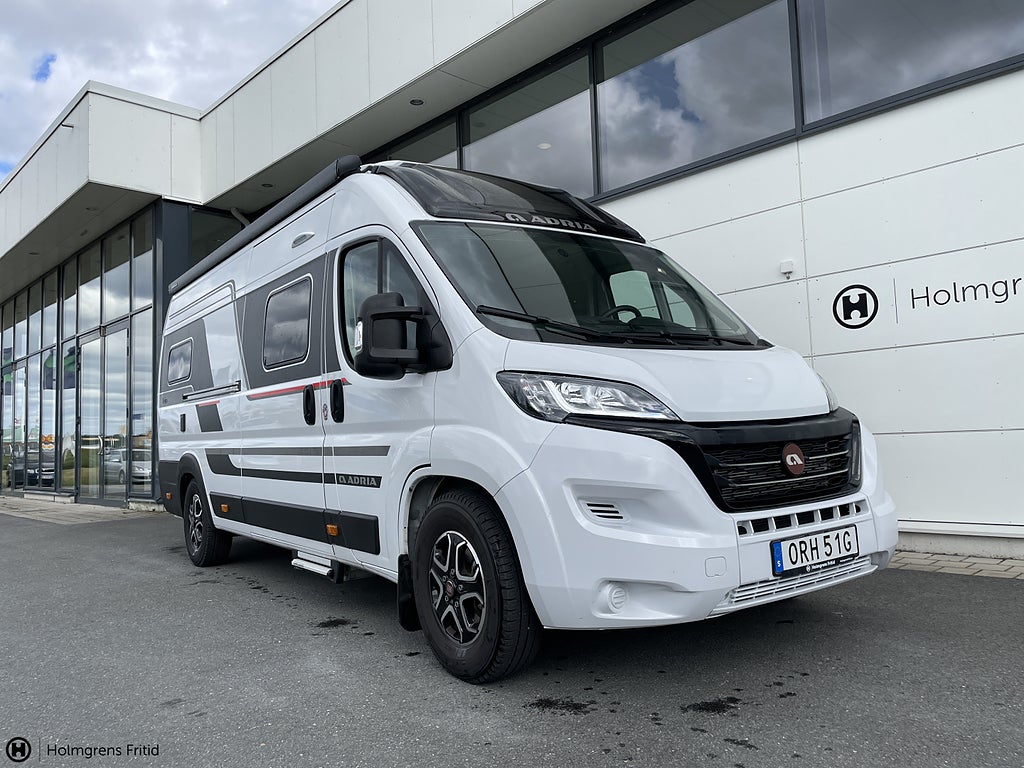 Adria Twin SGX Pop up