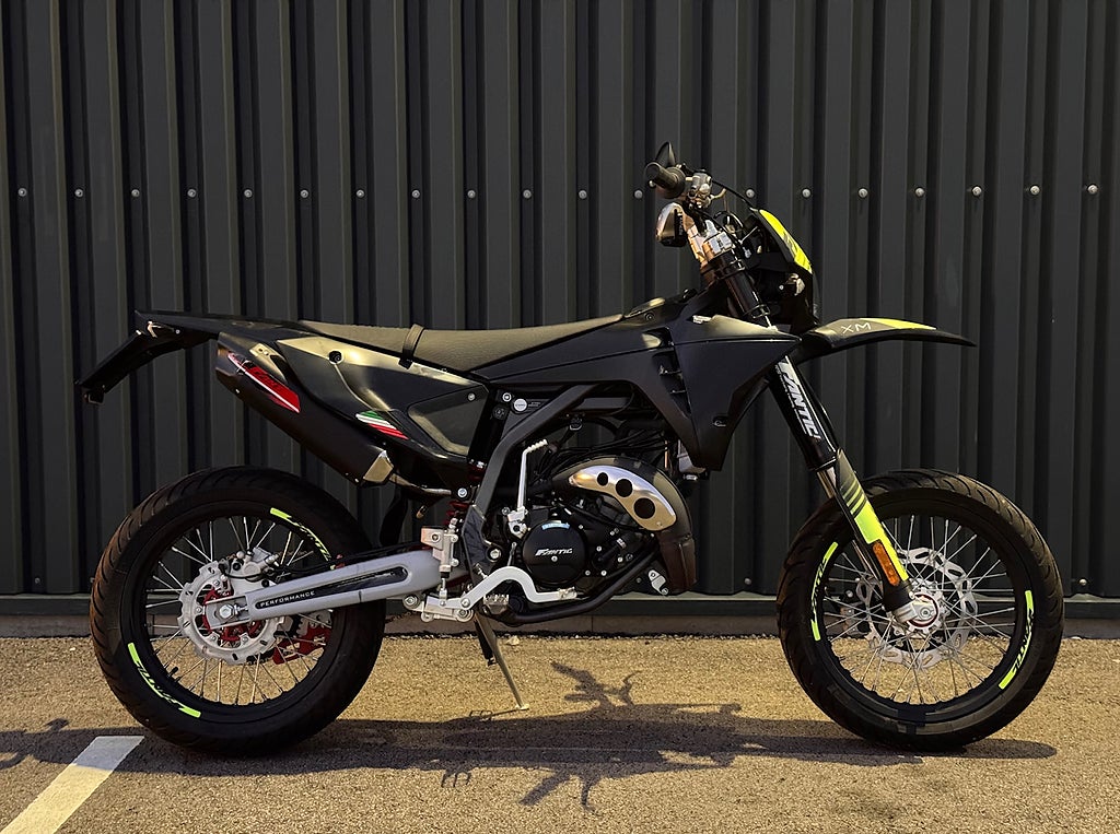 FANTIC 50 XM MOTARD ENDAST 5 mil!