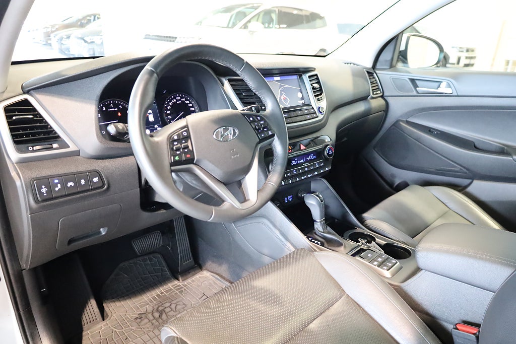 Hyundai Tucson 1.6 T-GDI AWD DCT ComfortPlus Pano Kamera Navi 2017
