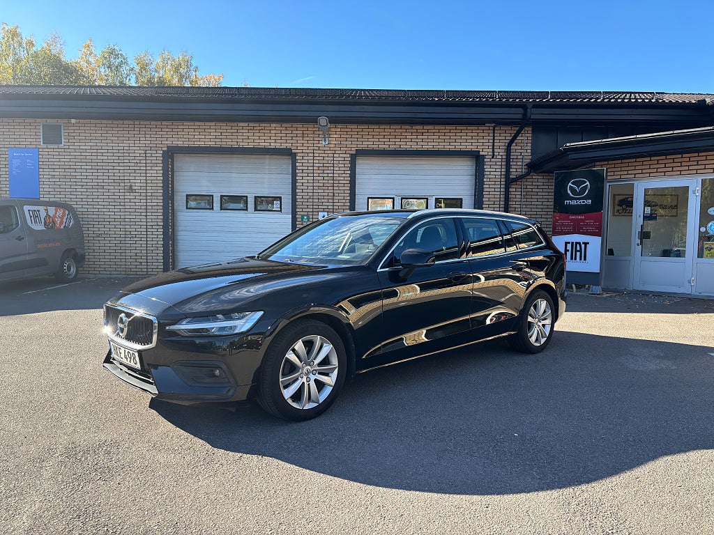 Volvo V60 B4 Geartronic Momentum Advanced SE (Drag/Navi/V-hjul/